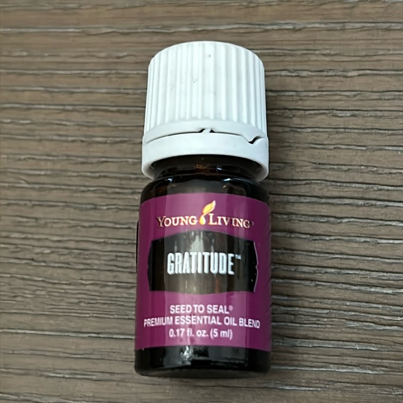 GRATITUDE by YOUNG LIVING 5 ml. NWT Bundle to Save - Picture 1 of 1